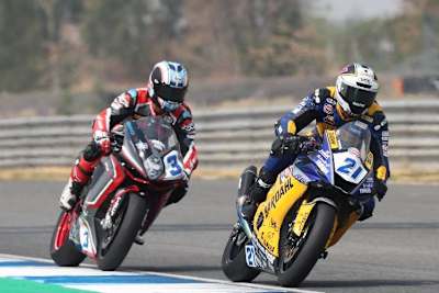 Randy Krummenacher knöpfte Raffaele De Rosa in der letzten Kurve die Führung ab