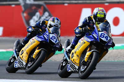 Federico Caricasulo (64) vor Randy Krummenacher