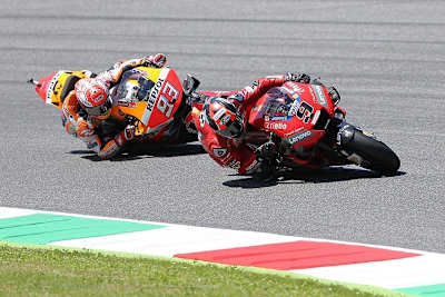 Marc Márquez hinter dem Mugello-Sieger Petrucci