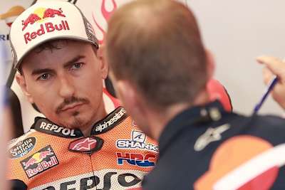 Angestrengte Miene bei Jorge Lorenzo
