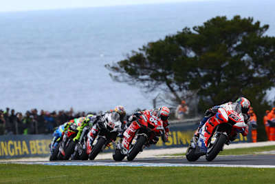 Francesco Bagnaia vor Andrea Dovizioso, Jack Miller und Andrea Iannone