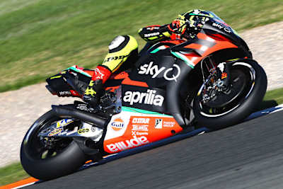 Wer sitzt in Sepang statt Andrea Iannone auf der Aprilia?