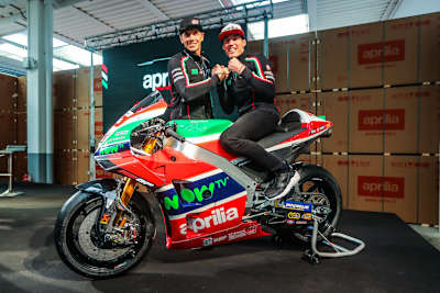 Beim Katar-Test konnte das Aprilia-Duo den Rückstand zur Spitze verringern