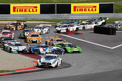 Schon beim Saisonauftakt des ADAC GT Masters in Oschersleben ging es heiss her