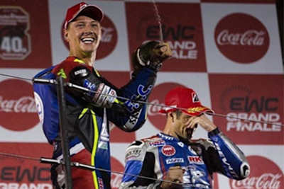 Jubel bei Domi Aegerter