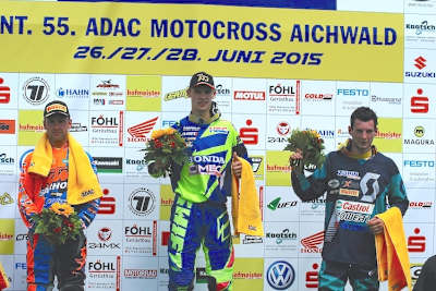 Das Podium vom ersten Lauf: Sieger Tom Gajser, Angus Heidecke und Dennis Ullrich