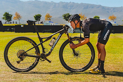 MTB-Seitensprung: Aleix Espargaró und sein Orbea