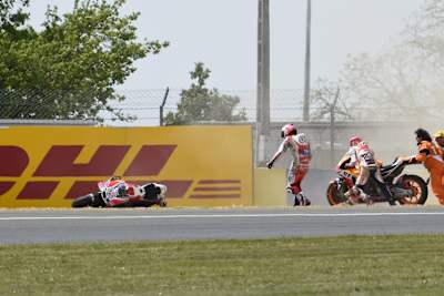 Andrea Dovizioso und Marc Márquez stürzten gleichzeitig