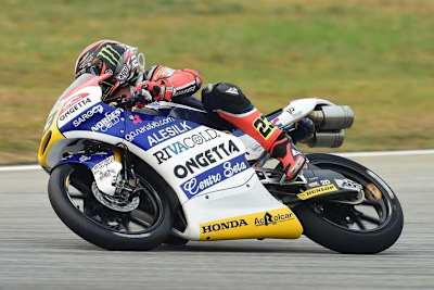 Niccolò Antonelli auf der Honda des Teams Ongetta Rivacold