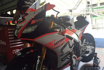 Max Biaggi wirbt für den Sepang International Circuit