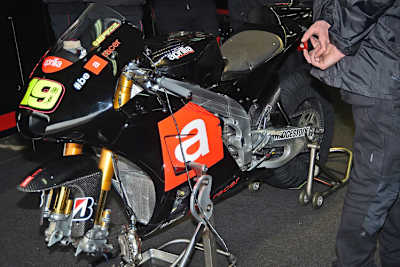 Die MotoGP-Aprilia von Bautista: 2016 dürfen 22 Liter verbraucht werden