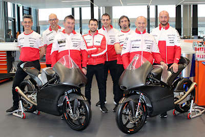 Das Pull & Bear Aspar-Team in Munderfing ist neu bei KTM