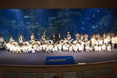 Fast 100 Fahrer werde 2016 vom Aspar-Team, KSB Sport und der «Liga Española de Motociclismo» betreut