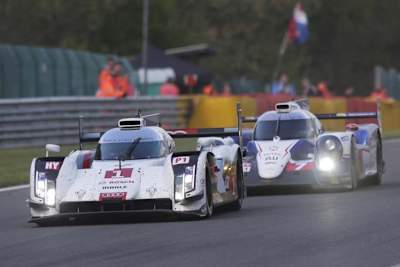 High-Tech-Computer: Audi R18 e-tron quattro und Toyota TS040