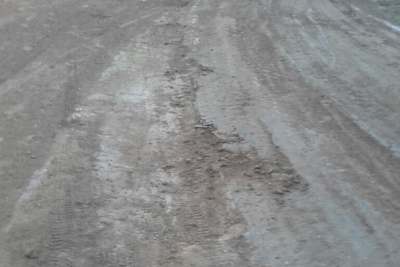 Rillen auf der Bahn wurden zugeschoben, die Strecke dadurch gefährlich