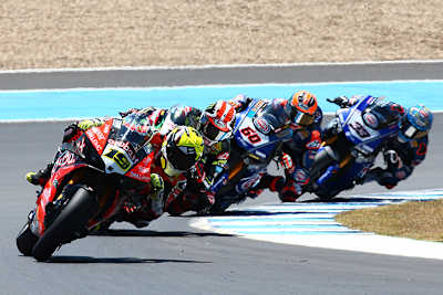 Gewohntes Bild: Alvaro Bautista fährt in der Superbike-WM vorne