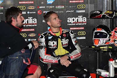 Alvaró Bautista in der Aprilia-Box