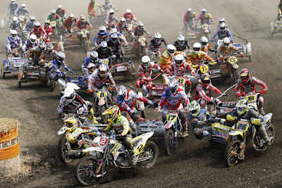 Bax (2) vor Morch (26), van Werven (17), Walter (23) und Bürgler (8)