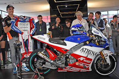 Loris Baz in den französischen Nationalfarben in Le Mans