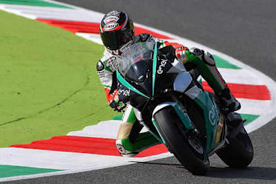 Max Biaggi auf der MotoE-Maschine in Mugello