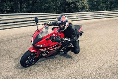 Honda steigt mit der CBR500 in die neue Nachwuchsserie ein