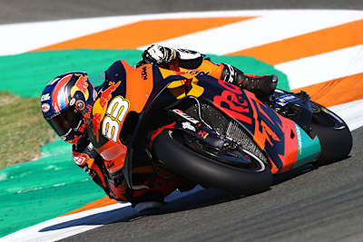 Brad Binder beim ersten Test mit der KTM RC16 in Valencia