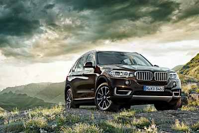 Der BMW X5 rollt ab Werk auf Hankook-Reifen