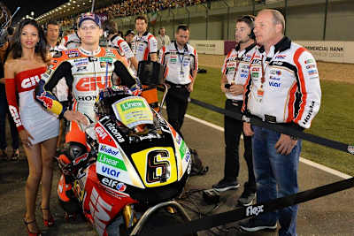 Katar-GP 2014: Rechts Helmut Bradl mit Teamchef Lucio Cecchinello