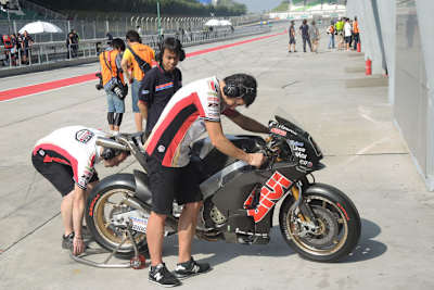 Die neue Werks-Honda von Stefan Bradl