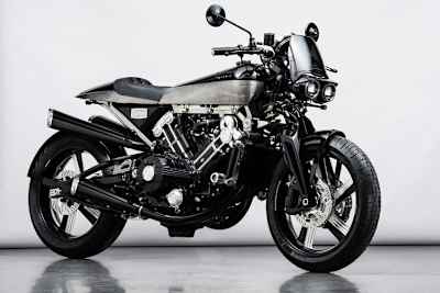 Brough Superior Anniversary: Ruhmreicher Name, den jeder kennt und der trotzdem nur auf wenigen Motorrädern zu lesen ist