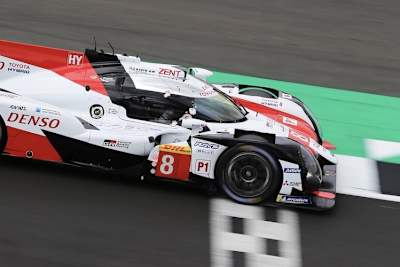 Fernando Alonso durfte sich endlich wieder als Sieger feiern lassen