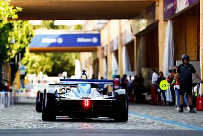 Sébastien Buemi musste durch die Boxengasse schleichen  Sieger 