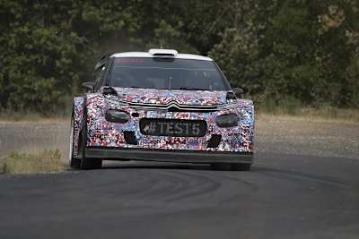 Der Citroën C3 WRC beim ersten Asphalt-Test