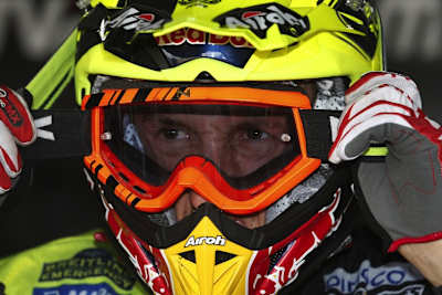 Am Ende von Lauf 2 musste Antonio Cairoli seine Rennbrille wegwerfen - Folie aufgebraucht