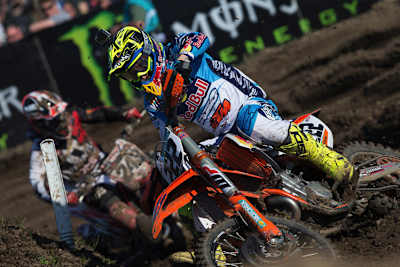 Antonio Cairoli gewinnt den ersten Lauf im Talkessel