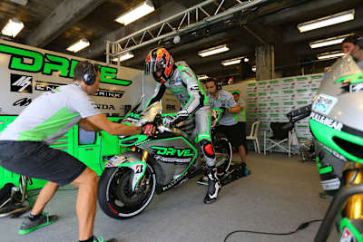 Leon Camier an der Box