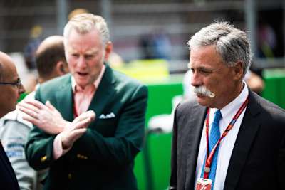 Formel-1-Oberhaupt Chase Carey (r.) und Marketingchef Sean Bratches wollen mehr GP auf US-Boden veranstalten