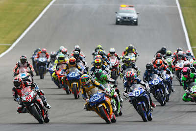 Erfolgsgeschichte Supersport 300: Volles Feld, hohe Leistungsdichte