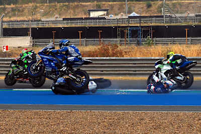 Kurz nach dem Start des Supersport-Rennens kam es zu dem Zwischenfall