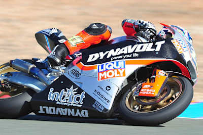 Test in Almeria: Sandro Cortese mit der 2014-Kalex, mit der er 0,8 sec schneller fuhr als mit dem 2013-Modell