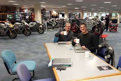 Norton in Spanien: Joaquin Cunat und Pablo Silvan von Norton Iberia und Ducati Iberia