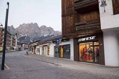 Der neue Dainese-Store in Cortina