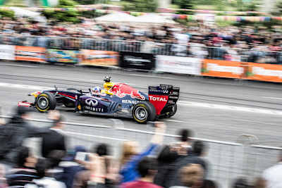 David Coulthard bei seiner Fahrt in Almaty