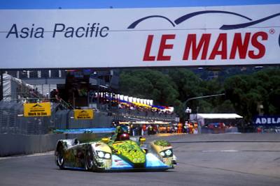 Legenden-Design: Der Audi R8 LMP900 im Crocodile-Look