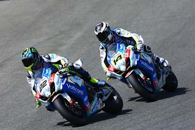 Superbike-WM 2015: Alex Lowes (Suzuki) vor seinem Teamkollegen Randy de Puniet