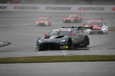 Paul Di Resta mit seiner Freundin Laura Jordan