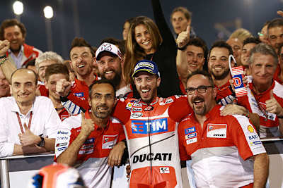 Andrea Dovizioso feierte in Katar mit dem Ducati-Team Platz 2