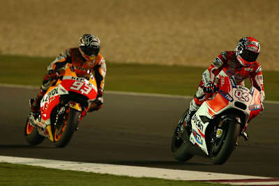 Am Sonntag: Marc Márquez lauert hinter Andrea Dovizioso