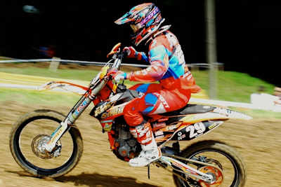 Dennis Ullrich verkauft sich auch beim Supercross erstklassig