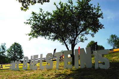 Das Wetter spielt beim ADAC MX Masters in Bielstein mit